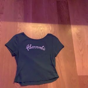 super cute green tee